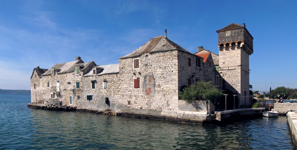 Kastel Gomilica
